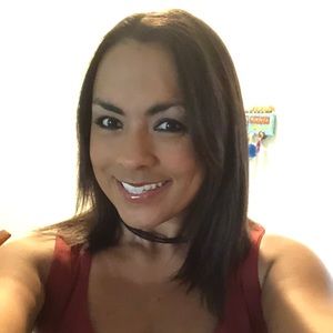 Meet your Posher, Claudia